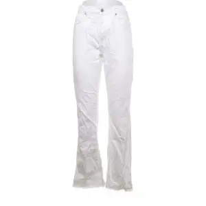 Vita jeans från NAKD, Hanna Schönbergs design. Köpt från Sellpy men tyvärr lite för små, ser som ny ut och inga defekter.
