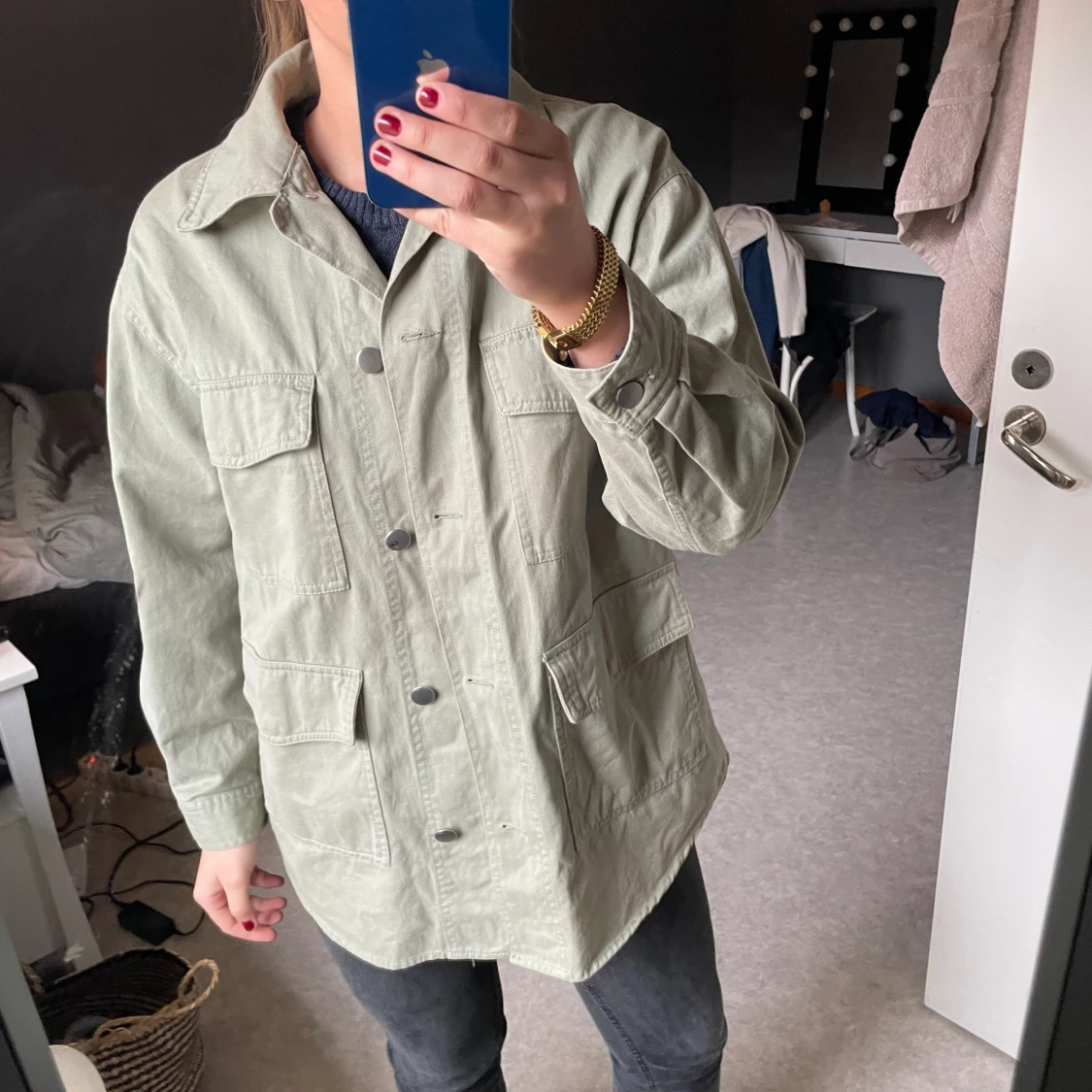Grön jeansjacka  - 91