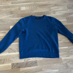 Ralph lauren hoodie - Säljer nu min ralph lauren hoodie i storlek M!