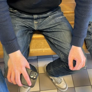 Säljer dem här replay jeansen för att dom är för små  - Bra skick