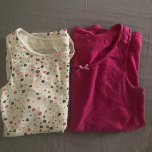 Sommartopp  - Säljer dessa fina toppar💗 