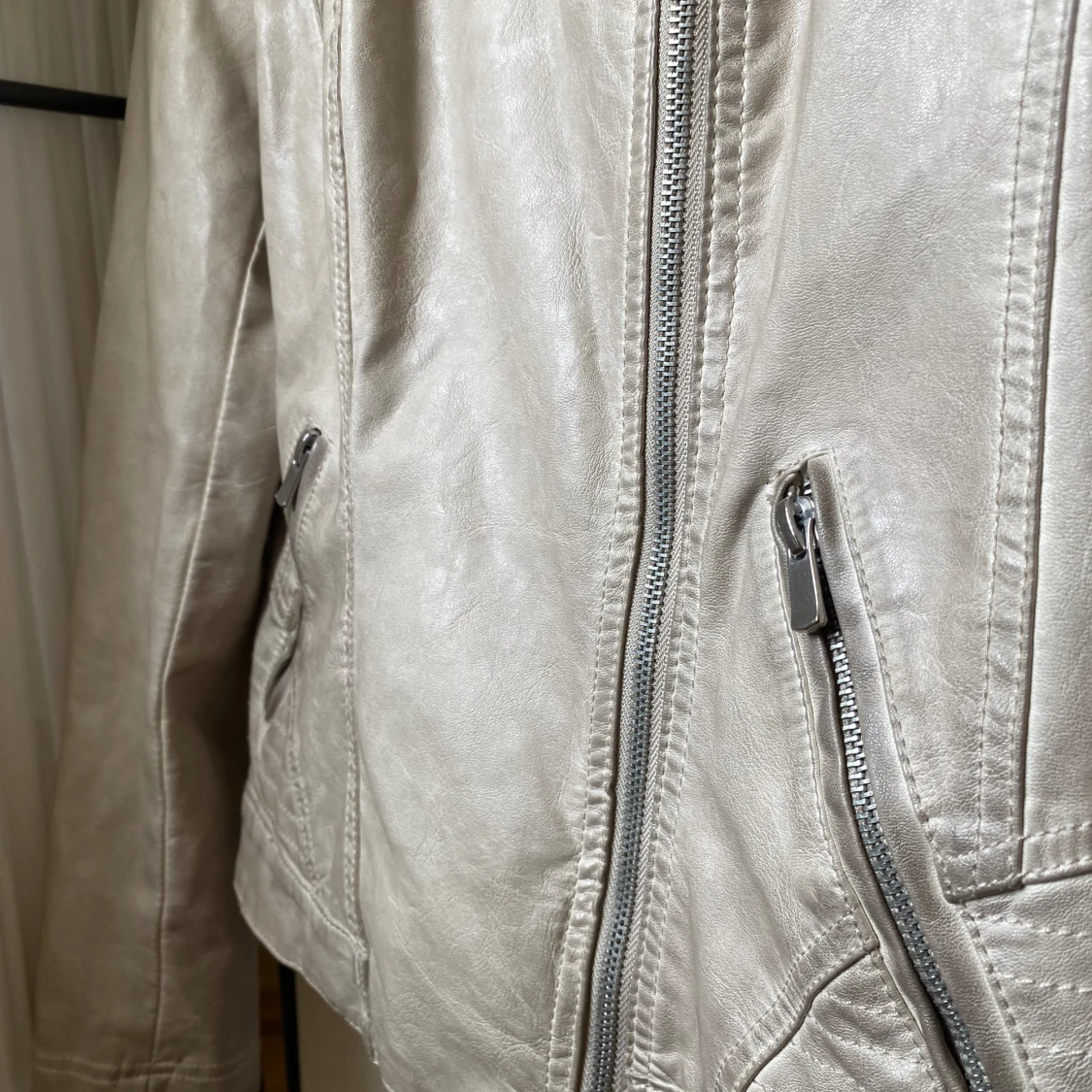 Snygg Bikerjacka  - 91