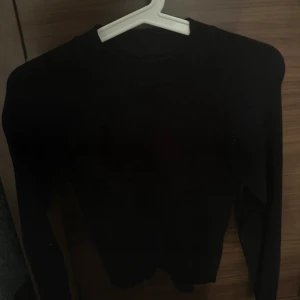 Stickad topp - Från bikbok