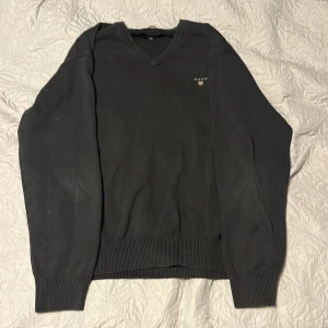 En snygg gant tröja  - Ass skön gant törja svart 🍾