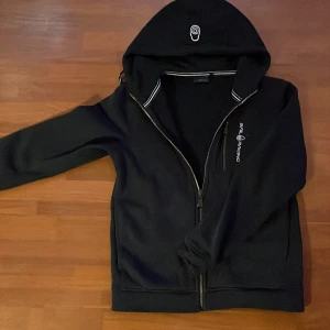 Äkta Sail racing tröja ❤️ - En sail racing tröja som är i storlek S/xs och är jätte skön ❤️