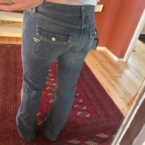 Diesel Jeans - Jättesnygga dieseljeans i stl 29🌺 lågmidjade och utsvängda