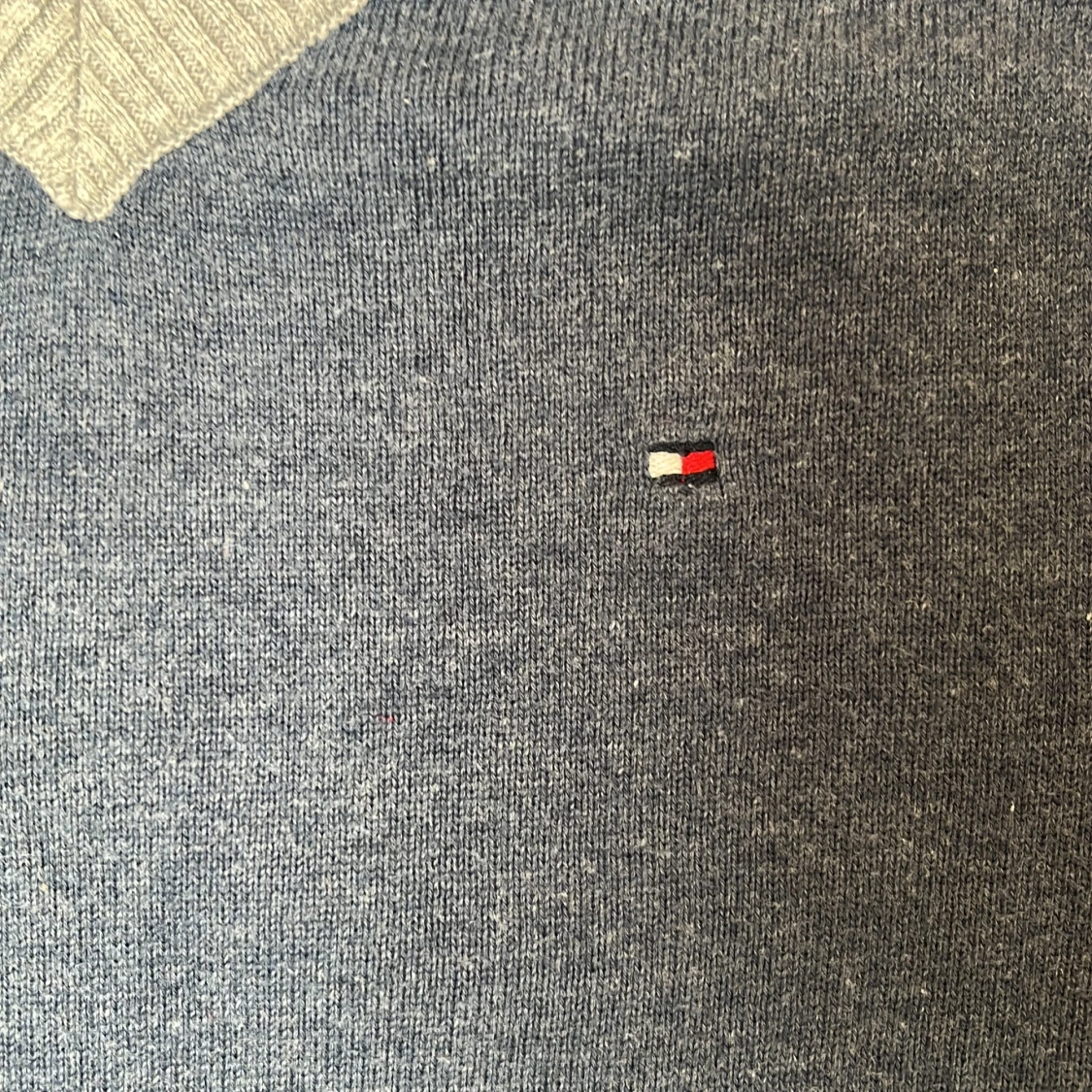 Tommy hilfiger  - 90