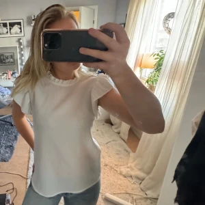 super fin blus  - tyvärr kommer den inte till användning 