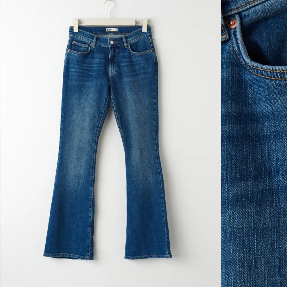 Säljer mina helt nya Gina Tricot jeans då dom är på tok för stora för mig och ej kunde returnera. Ny skick❤️. Jeans & Byxor.