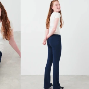 Yoga pants - Jag har tagit bilderna från Gina, och säljer dem för dem är för små för mig, använd Max två ggr❤️