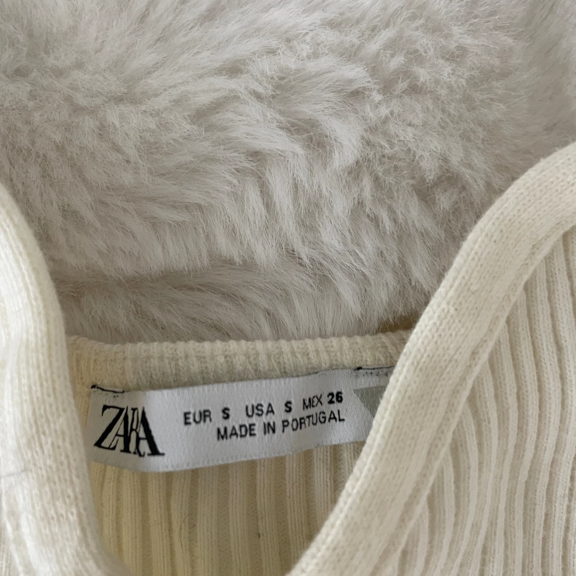 Ribbat linne Zara - 91