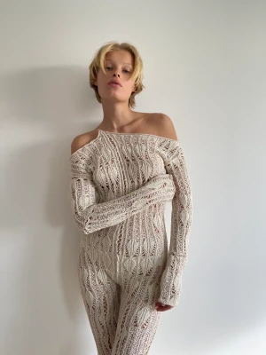 Acne ss22 - Acne ss22 runway stickad bodysuit. Passar s/m   Fraktar från paris, köparen står för frakten 💕