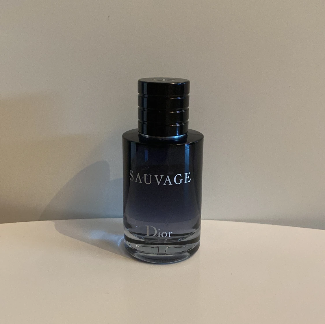 2 ml 47kr, 3ml 69kr, 5ml 112kr av Dior Sauvage edt  - 90
