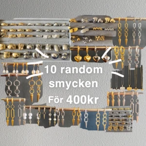 Smycken  - Jag väljer och man får blandning av örhängen halsband och örhängen ❤️❤️ frakt 18kr 