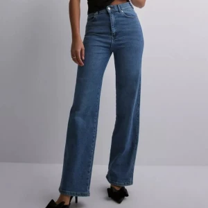Dr denim - Dr Denim Moxy Straight Medium Blå Jeans, använda en gång. Storlek S/30. Stretchiga och formar sig super 