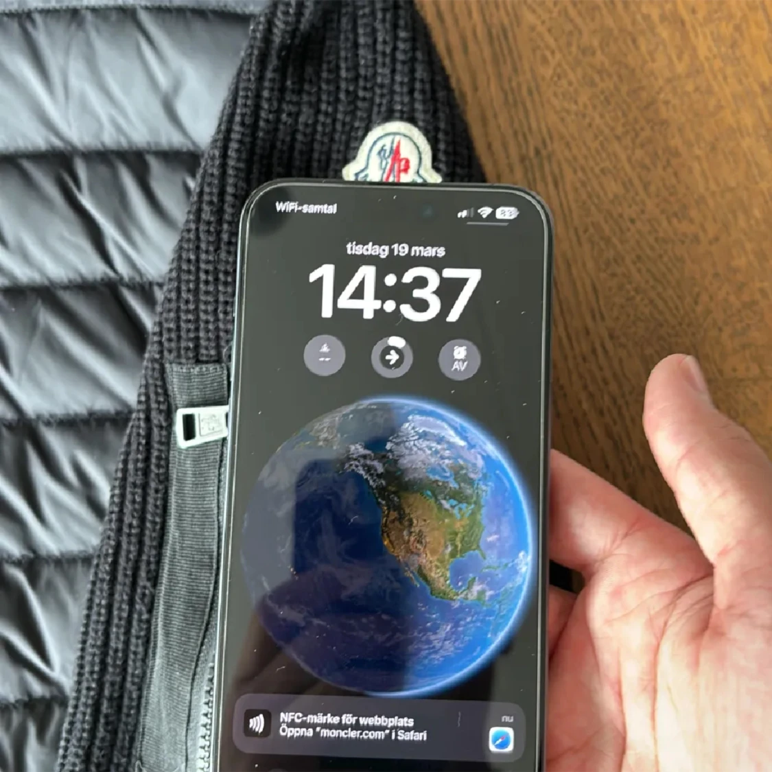 Moncler Cardigan - 91