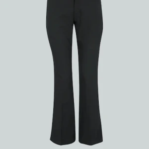 Kostymbyxor med slits - Säljer mina lågmidjade kostymbyxor med slits från Bikbok då dom inte längre kommer till användning!💘dom är i storlek 38. När ni köper får ni gärna använda ”köp nu” funktionen