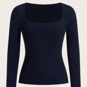 Tajt blå tröja - Blå tröja 