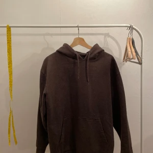 Brun hoodie  - s