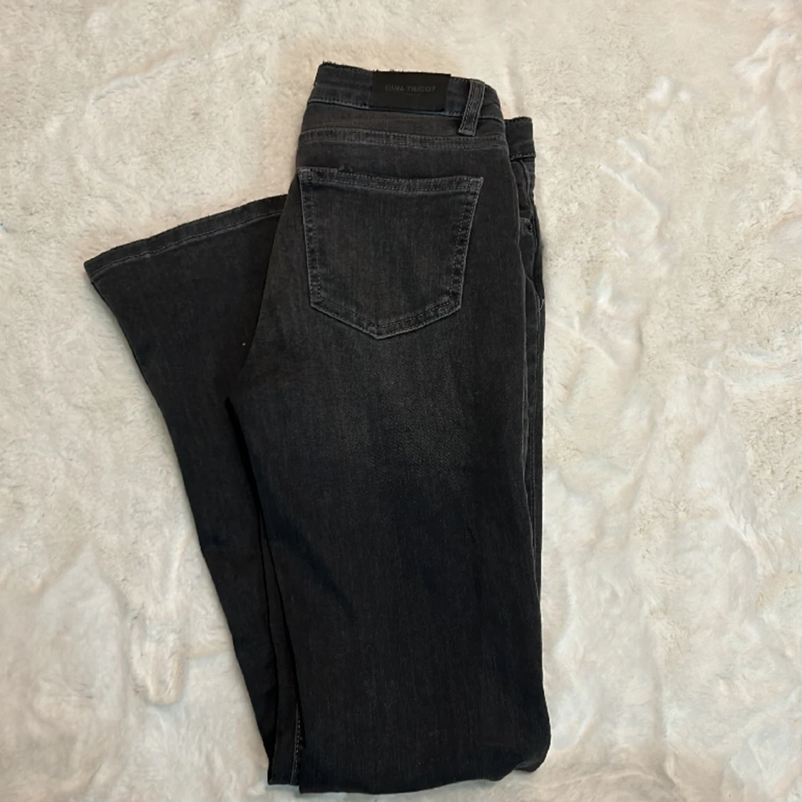 Bootcut mörkgrå jeans - 90