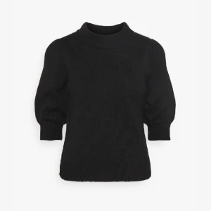 Stickad tröja  - Super fin tröja inköpt på zalando från JDY nypris 229kr helt slutsåld säljer då den inre kommer till användning den är sparsamt använd och är som i nyskick 