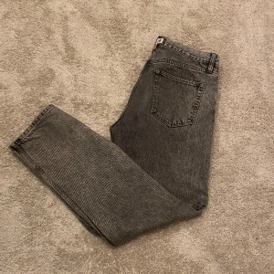 Hope Rush Jeans - Hope Rush Jeans | Skick 9/10 | Storlek 31 |  Pris - 649kr | Hör av dig vid minsta fråga eller fundering!