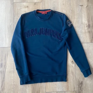 Parajumper - Använder inte min parajumper hoodie längre