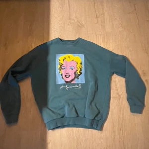 Pull & beat sweatshirt  - Bra skick