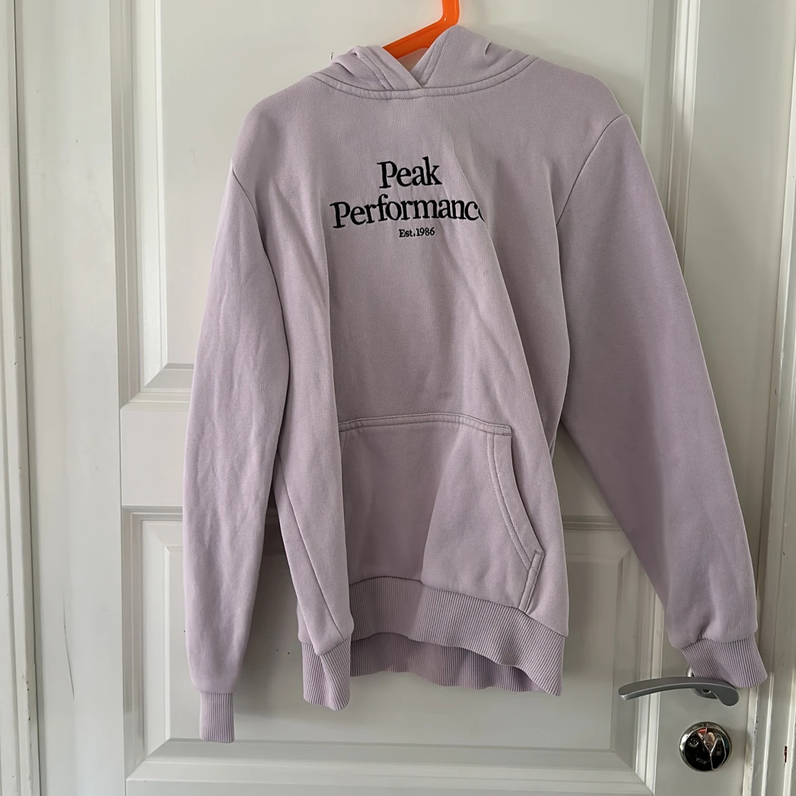 Peak performance hoodie
