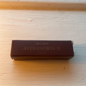 Xerjoff Alexandria 2 Sample 2ml - Beställde denna parfym som Sample från xerjoffs hemsida. Originellt innehöll den 2ml och har använt 2 spray. 