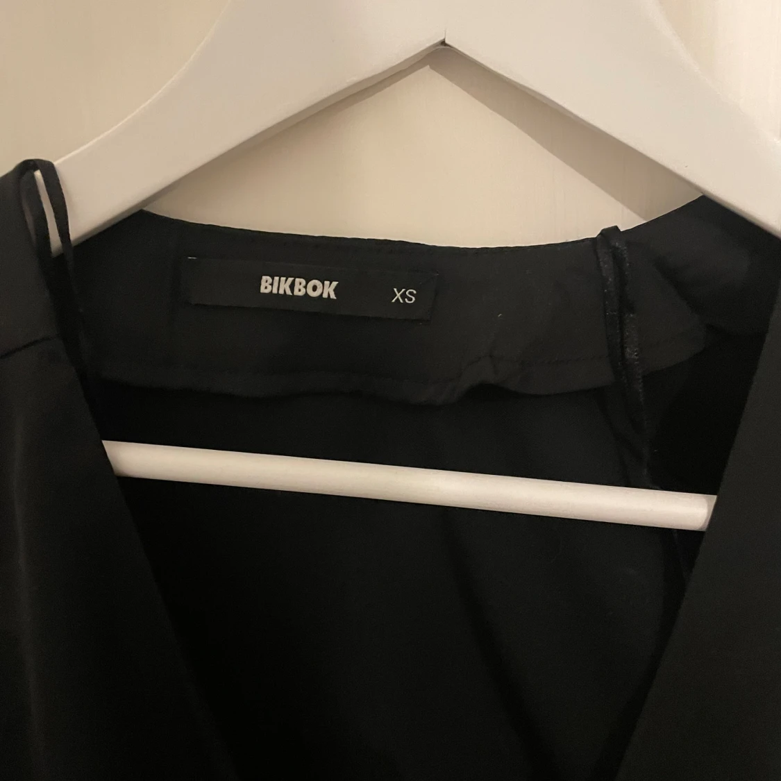 Svart omlottblus - 91