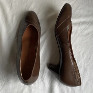 Klackskor  - Jätte fina i fint skick! Ifrån ARA!🥰