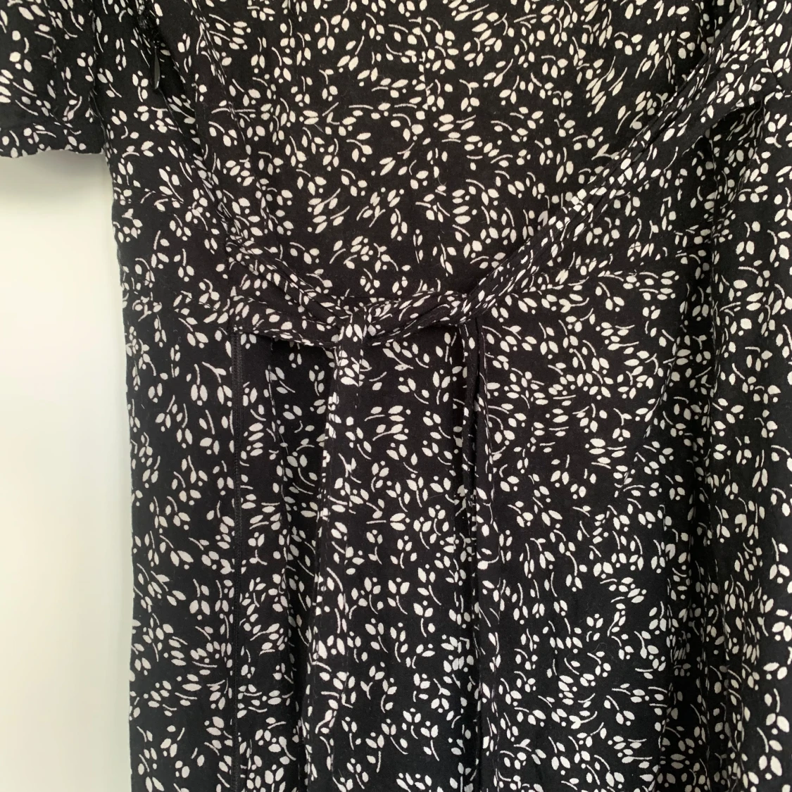 Fin blommig klänning indiska  - 90