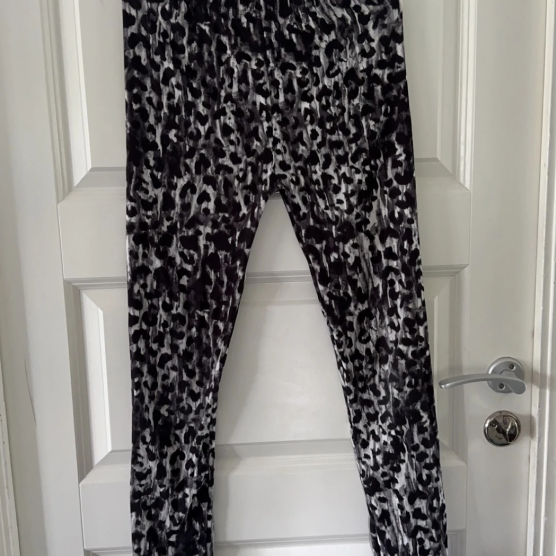 Mjuka byxor från crafted