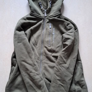 Sailracing kofta - Jätte bra skick inga defekter. 