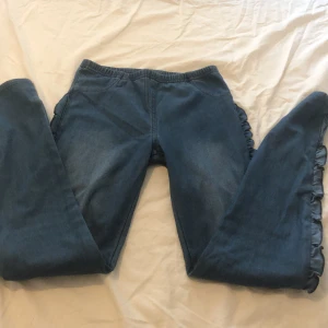 Calzedonia stretchiga skinnyjeans - Bra skick