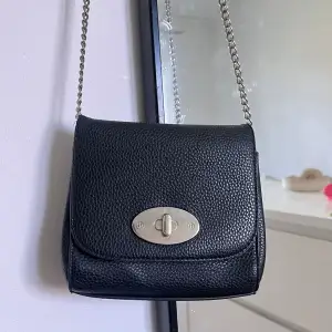 Ny fin svart väska!!🤍