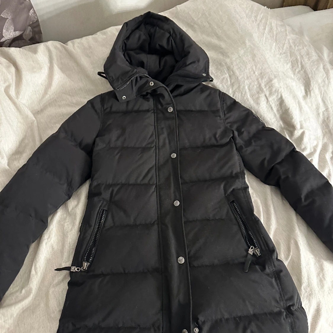 Hollies VinterJacka Till Salu