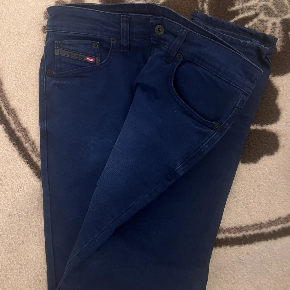 Diesel jeans till salu.  Nypris 699 kr. Jeans & Byxor.
