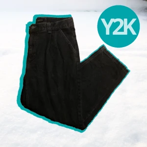 Polar Skate Jeans - ASFETA oversized jeans från Polar Skate CO. Lite distressed men har sytt upp hålen. Väldigt drain/skate stil. Pris kan diskuteras…