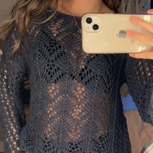 Tröja från zara - Säljer min ”tröja” från zara, aldrig använd. Säljer eftersom att den tyvärr inte kommer till användning 