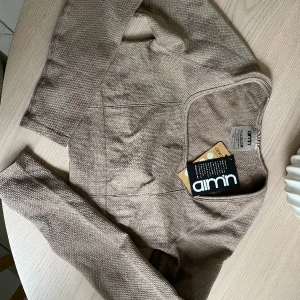 Aimn träningstopp strl S - Helt ny träningstopp från Aimn, storlek S. Lappar kvar 