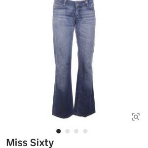 Jätte fina sixty jeans som är köpta på sellpy aldrig använda dom passade bara mig inte så darför säljer jag dom 