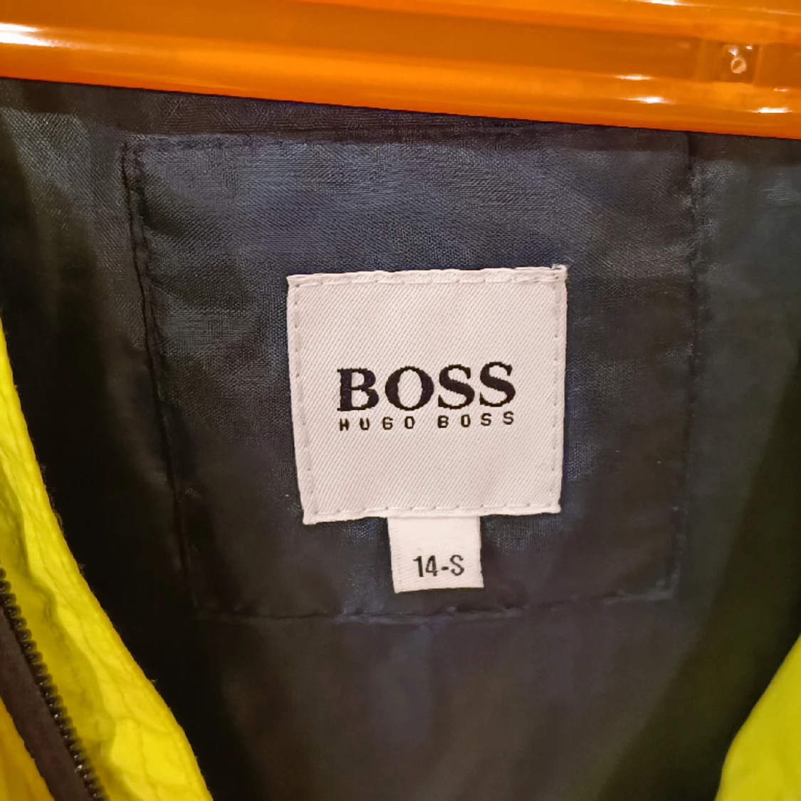 Hugo Boss vinterjacka  - 90