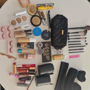 Smink - Allt är nytt och oanvänt, skriv privat för mer info, bilder och priser🫶🏼 OLIKA PRISER!!!!!