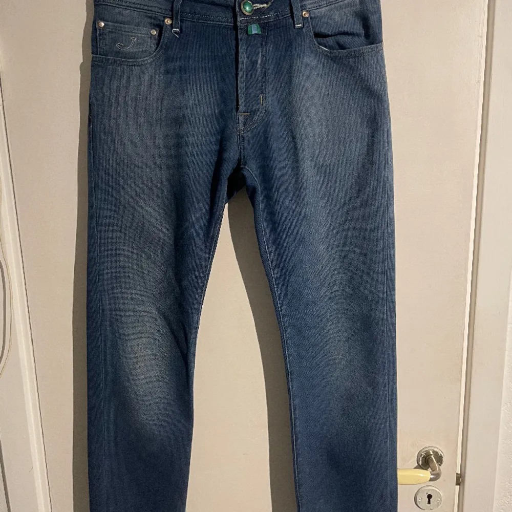 Jacob Cohën Style 688 jeans i fint skick  Cond: 9/10  . Jeans & Byxor.