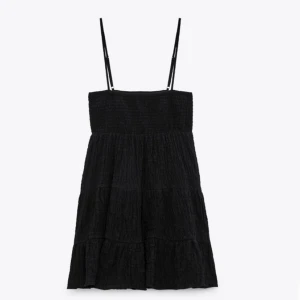 Zara sommarklänning - Storlek S, aldrig använd, har prislappen kvar