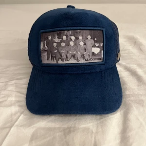 Velvet Keps - Maggiore S3 C8 , skick 9/10 , box och påse ingår , dm för mer frågor