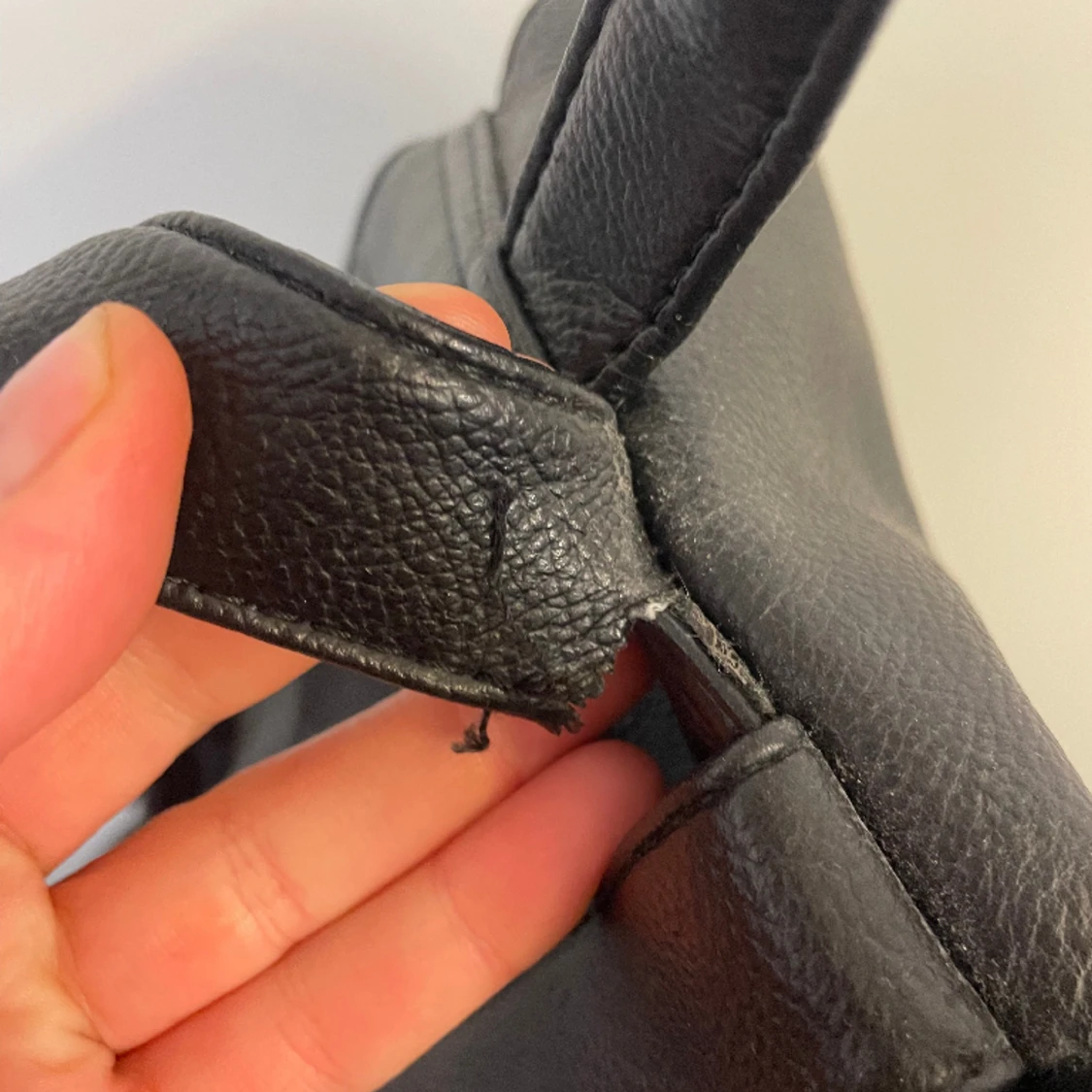 Guess läderryggsäck  - 90