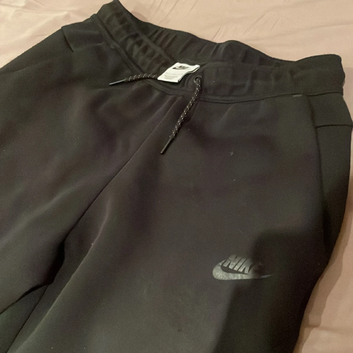 Nike Tech Fleece Sweatpants - 90